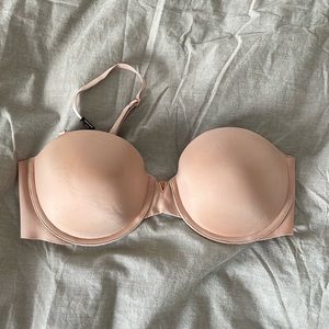 Victorias Secret lightly lined strapless/multiway bra 34C